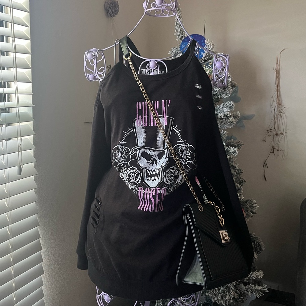 Guns N’ Roses🌹 Off the Shoulder Top/Dress